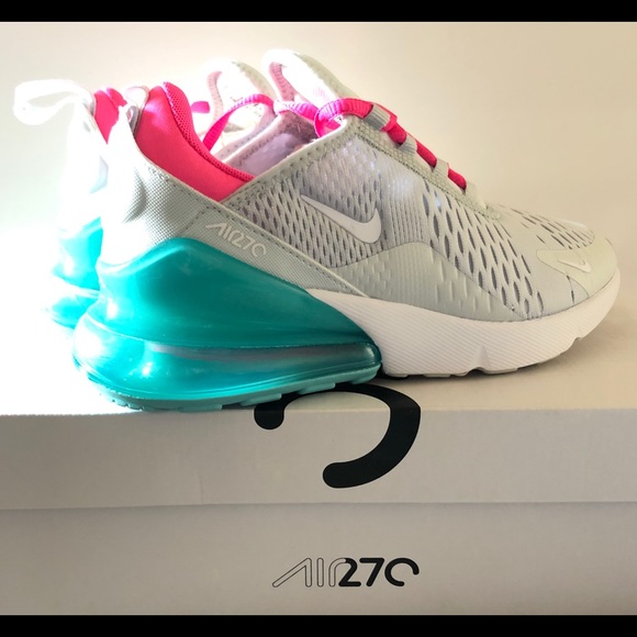 Womens Nike air max 270’s - Picture 2 of 4